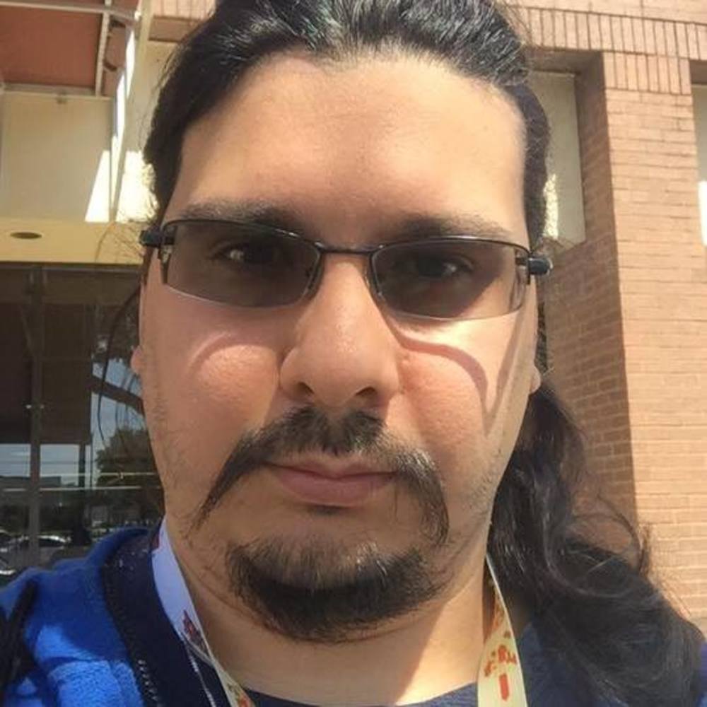 Meet your Posher, Dominic